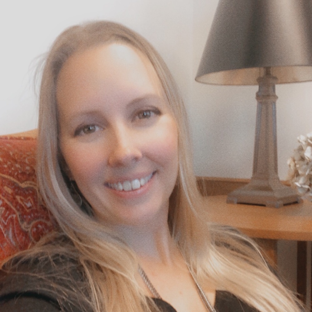 Meet your Posher, Jennifer